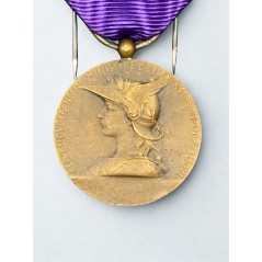 Médaille d'honneur de l'enseignement du premier degré