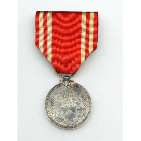 Médaille japonaise de la croix rouge