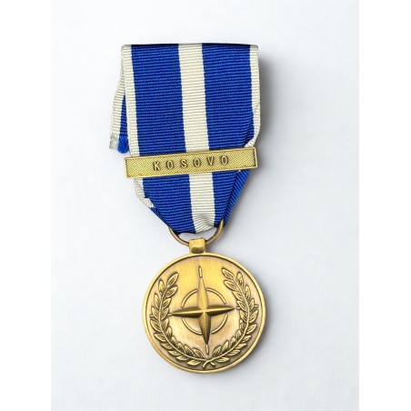 Médaille de l'Otan pour le Kosovo