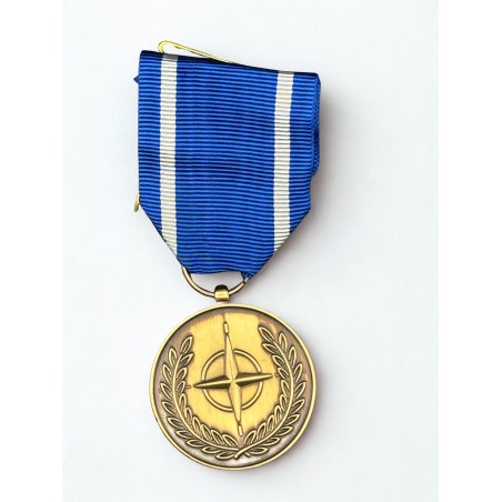 Médaille de l'OTAN pour l'ex-Yougoslavie