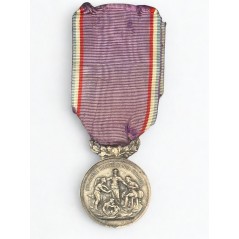 Médaille de l'Académie du Dévouement National