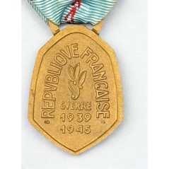 Médaille commémorative française de la guerre 1939-1945