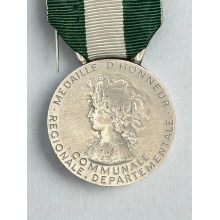 Médaille d’honneur régionale, départementale et communale