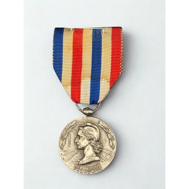 Médaille d’honneur des chemins de fer - Echelon Argent Médaille d’honneur des chemins de fer - Echelon Argent