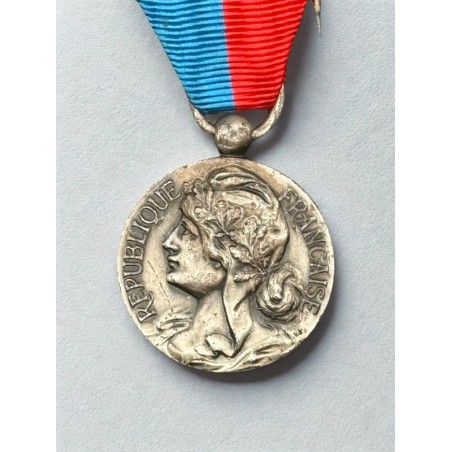 Médaille d'honneur décernée par la confédération musicale de France