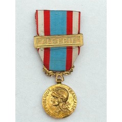 Médaille commémorative des opérations de sécurité et de maintien de l’ordre