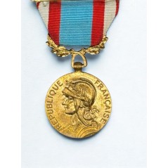 Médaille commémorative des opérations de sécurité et de maintien de l’ordre