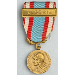 Médaille commémorative des opérations de sécurité et de maintien de l’ordre