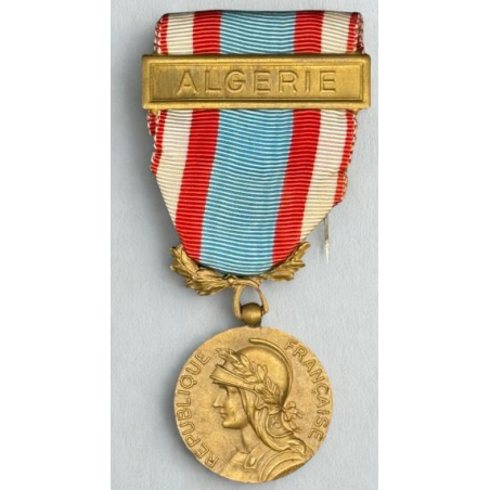 Médaille commémorative des opérations de sécurité et de maintien de l’ordre